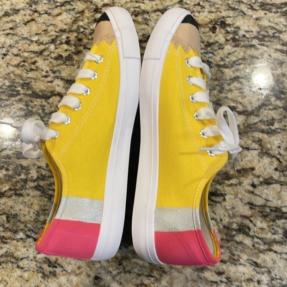 Pencil✏️Tennis shoes 💛💗Canvas Sneakers✏️ - Picture 11 of 16